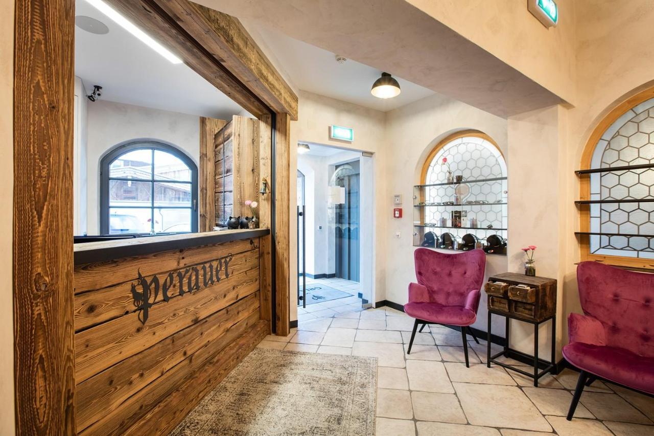 Hotel Gasthof Perauer Mayrhofen Eksteriør billede
