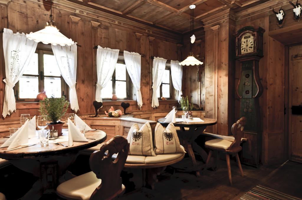 Hotel Gasthof Perauer Mayrhofen Eksteriør billede
