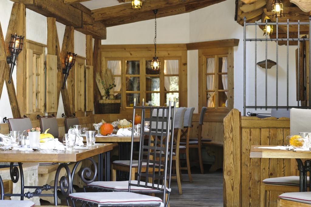 Hotel Gasthof Perauer Mayrhofen Eksteriør billede
