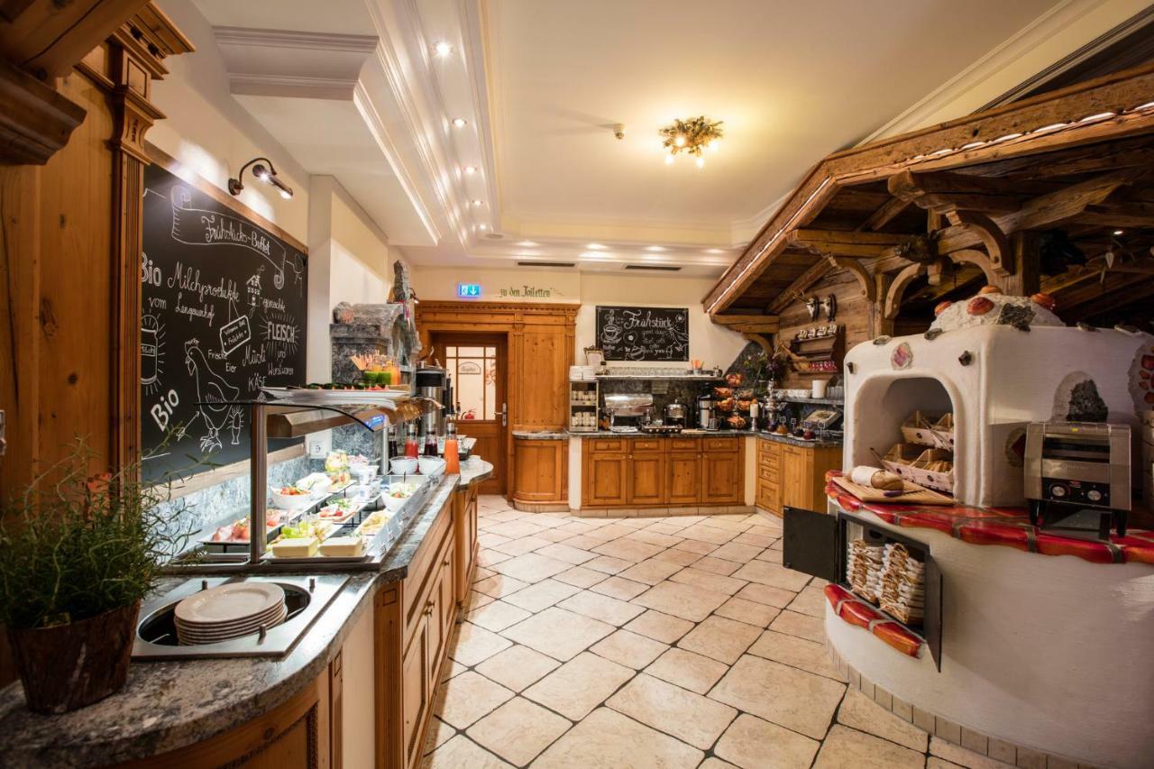 Hotel Gasthof Perauer Mayrhofen Eksteriør billede