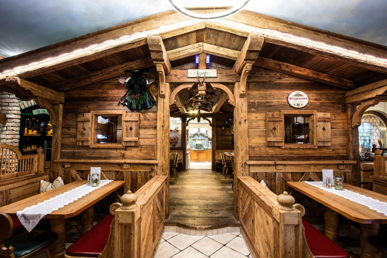 Hotel Gasthof Perauer Mayrhofen Eksteriør billede